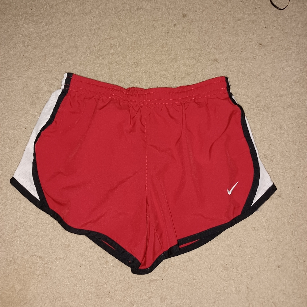 Youth M red Nike shorts